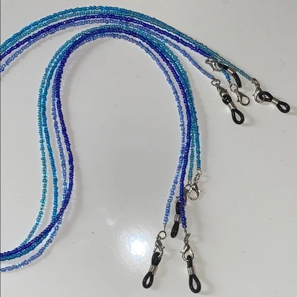 Set of 4 beaded mask chain sunglasses chain holder